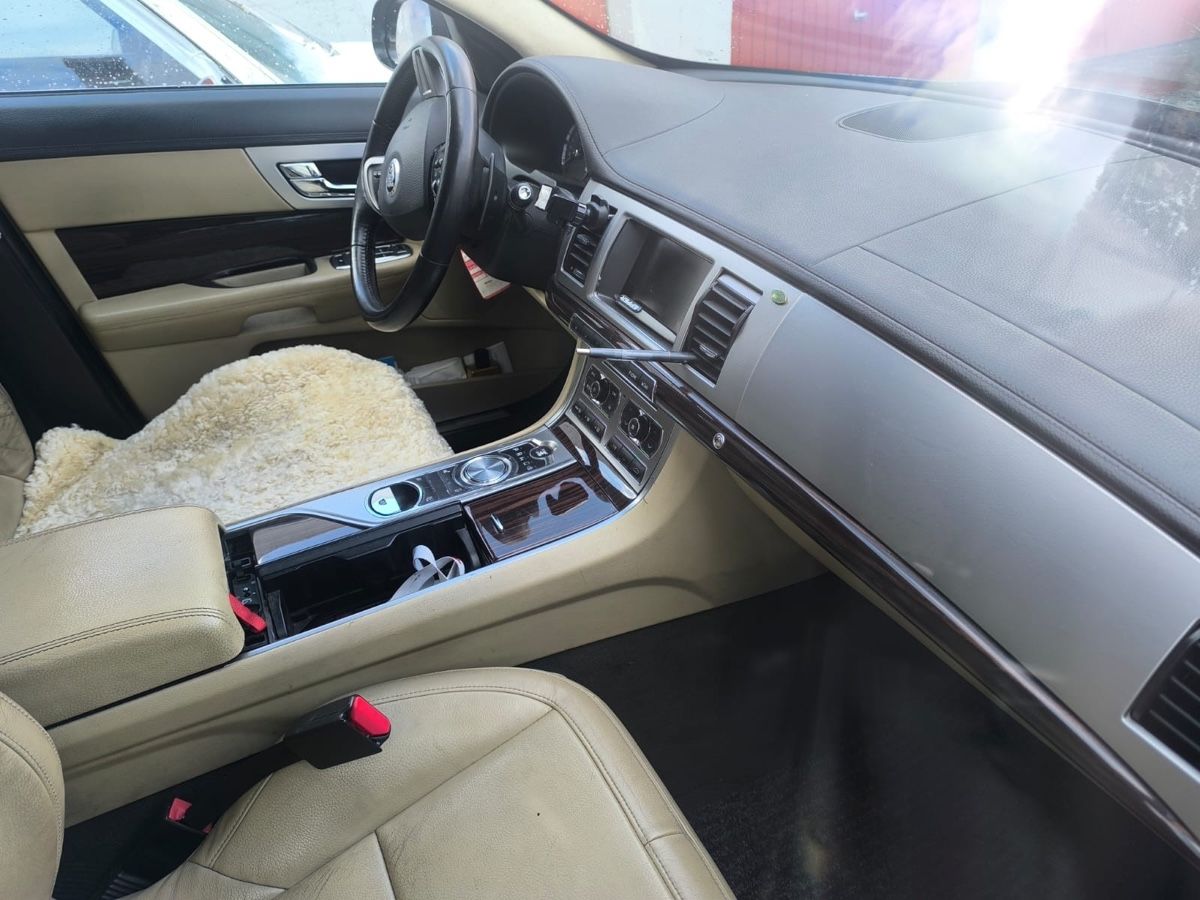 Jaguar Autos: Jaguar XF Sportbrake 3.0 Diesel | vorgeführt | Automat – Gebraucht aus Weesen von Marc_06 2