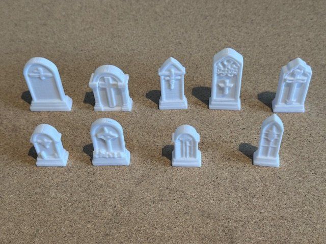 Figuren: Warmaster - 9 Grabsteine - Kunststoff – Gebraucht aus Biberstein von Lou13lou
