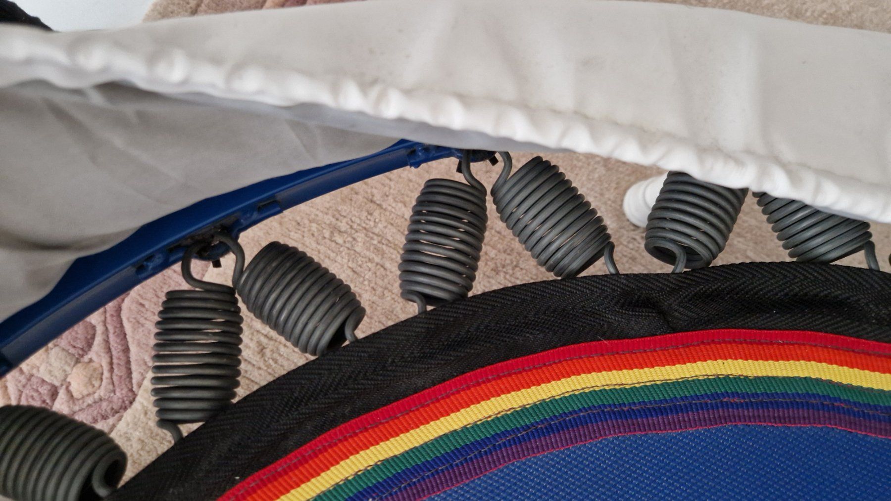 Trampolini: Gepflegtes Rebound Trampolin, Durchmesser ca.102cm – Usato da Rütihof venduto da Teddy1985 4