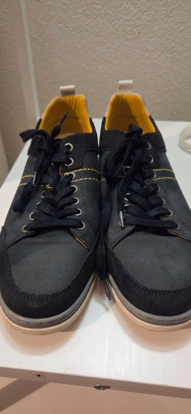 Herrenschuhe: Schuhe Herrensneaker Soprani Grösse 42 – Gebraucht aus Bremgarten b. Bern von Marge7979
