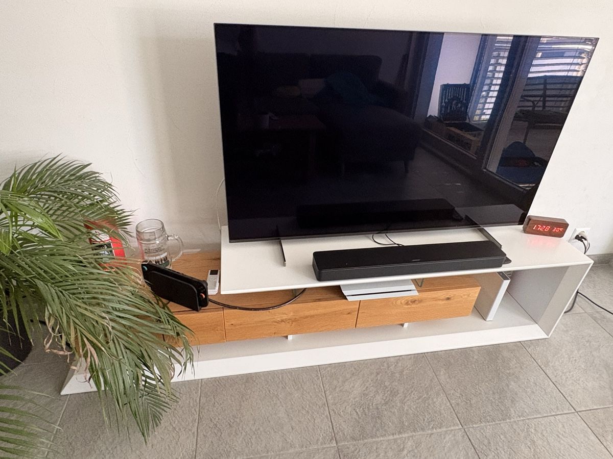 TV Möbel: Meuble télé blanc et bois – Gebraucht aus Massongex von anirbasam 2