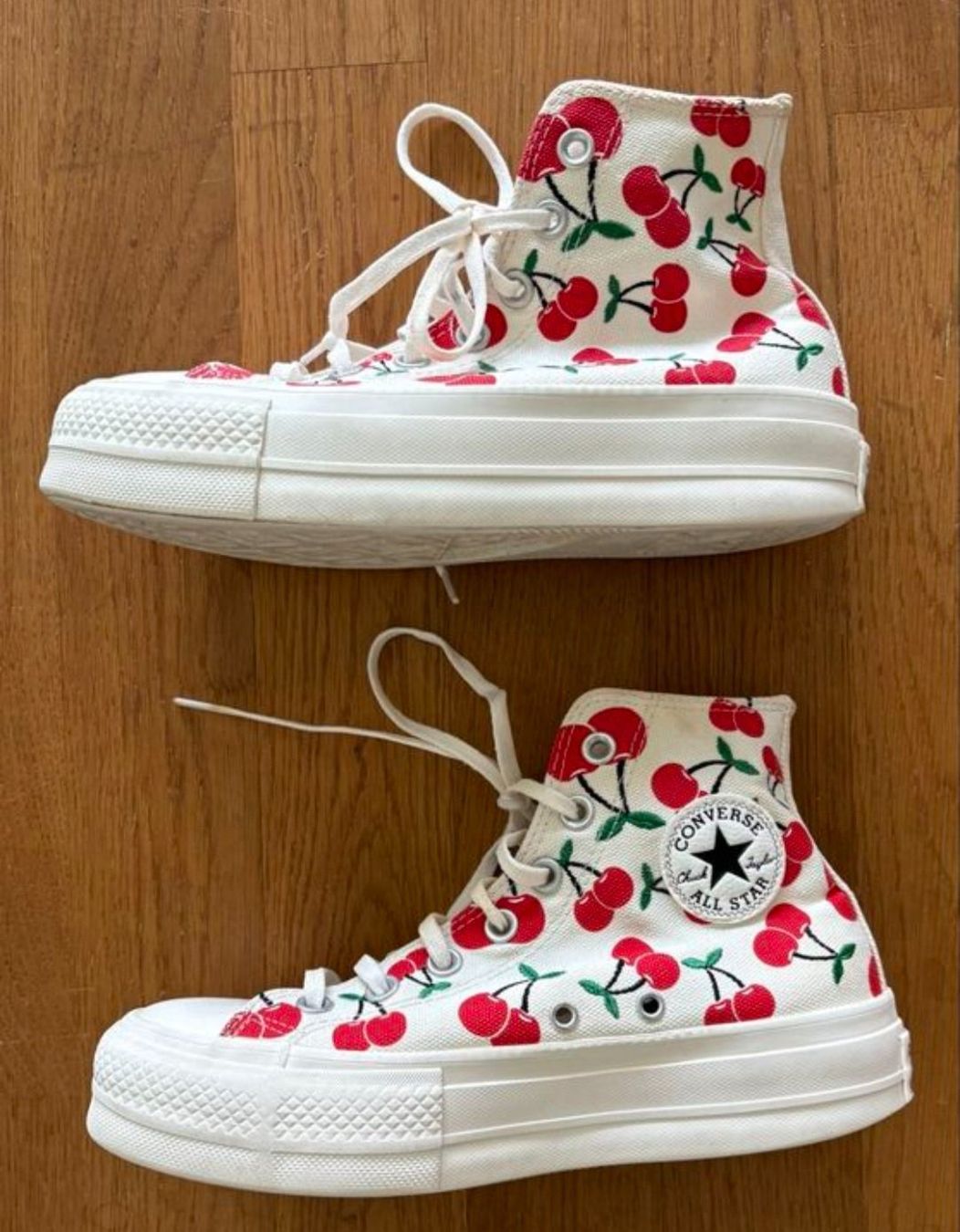 Converse Scarpe da donna: Converse High Top Kirschen 36,5 – Usato da Wynigen venduto da La_Talpa 2