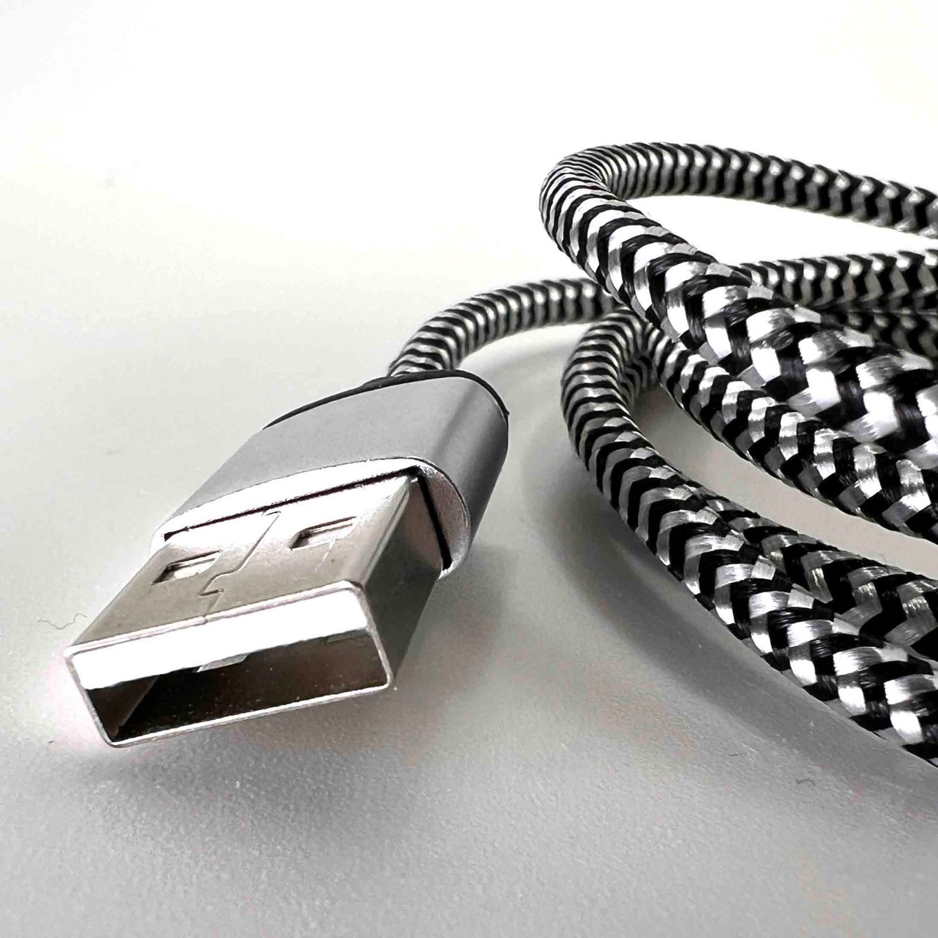 Cavi: Ladekabel 3-in-1 - USB-C, Micro USB, Lightning - 3 Stk. OVP – Nuovo e nell'imballaggio originale da Häusernmoos venduto da adlerfedern 3