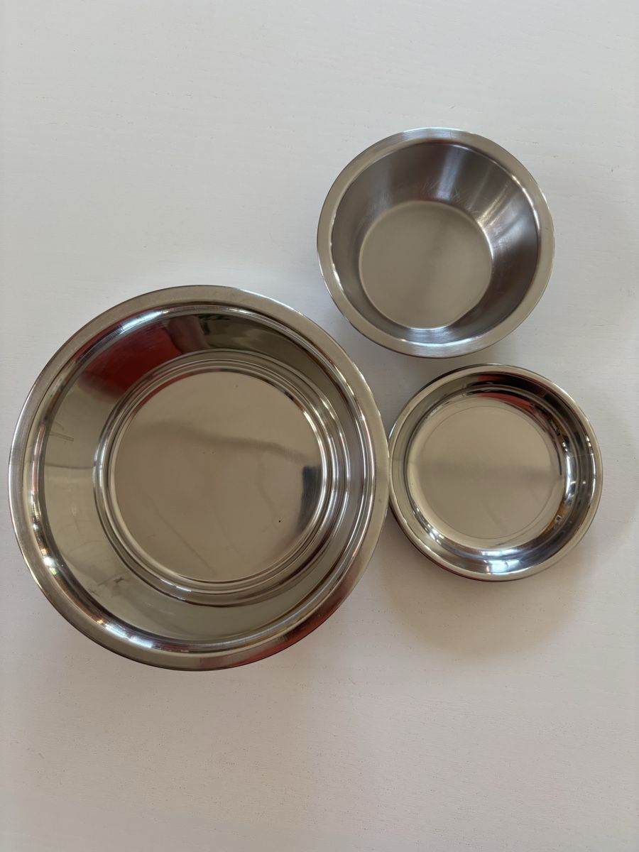 Schalen: Set de gamelles pour chat ou chien – Gebraucht aus Chapelle (Glâne) von cle_pjg7
