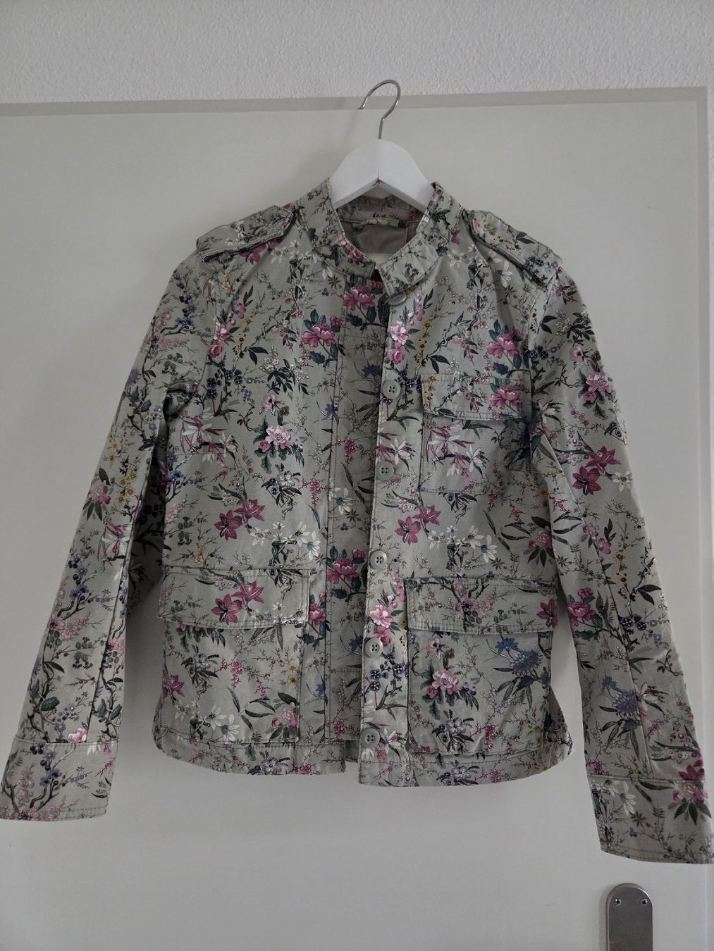 H&M Giacche: Jacke Sommer gr. 34 – Nuovo (secondo la descrizione) da Bronschhofen venduto da Katrusja