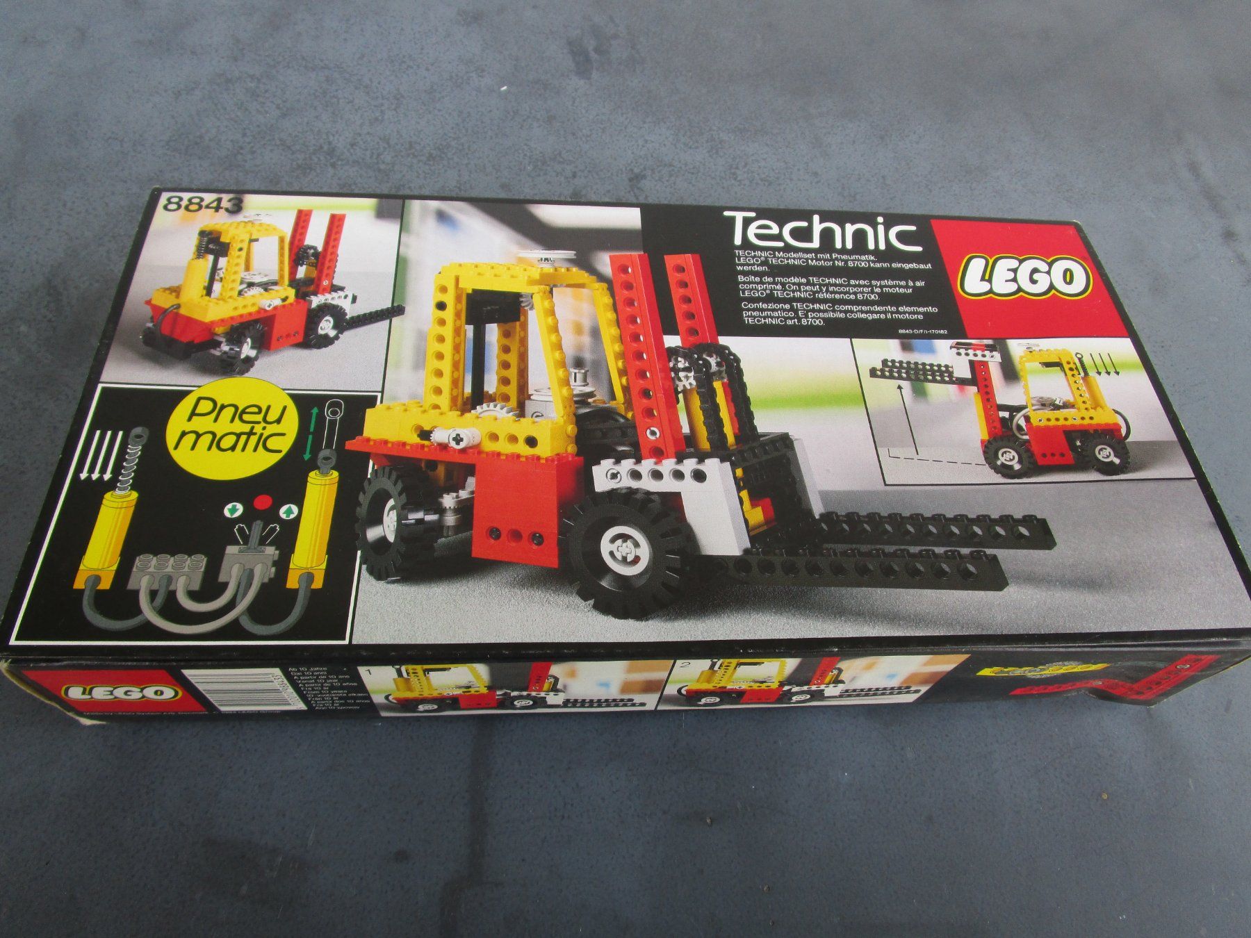Lego Kit di costruzioni: LEGO Traktor 8859 und Hubstapler 8843 – Usato da Rapperswil SG venduto da Ralphy 1