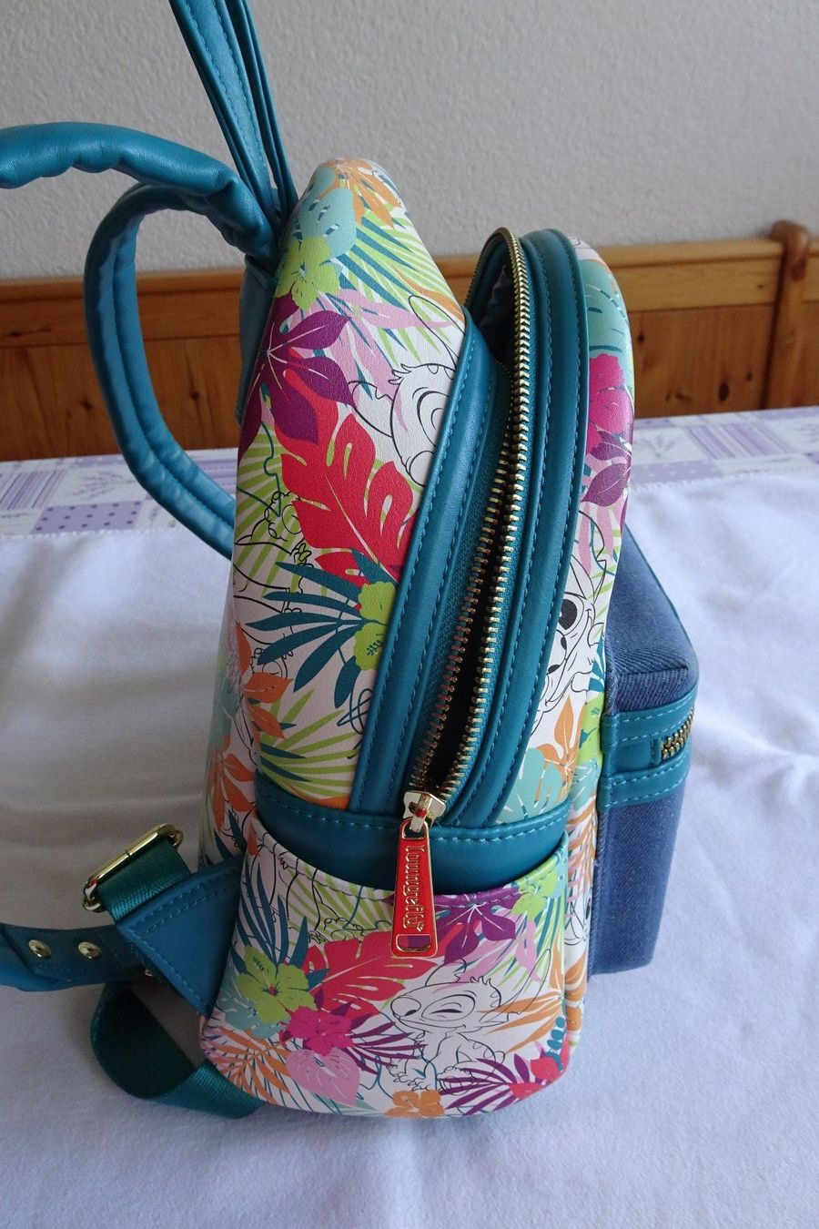 Disney Sacs & sacs à dos: Kinder Rucksack Disney Stitch – Neuf (Voir description) à Strengelbach par schmetterling20 3