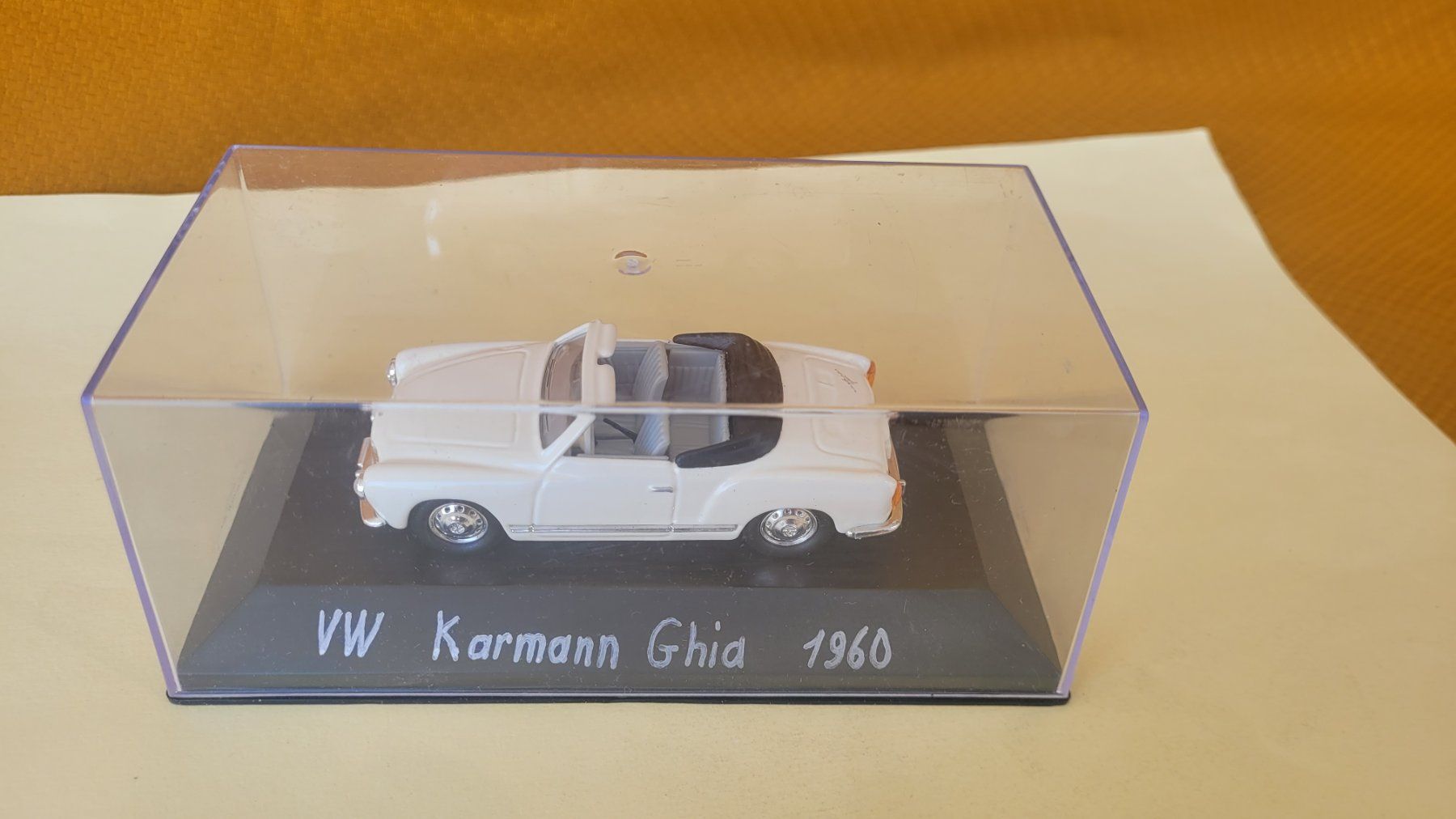 Volkswagen Modellini d'auto: VW Karmann Ghia 1200 cabriolet, 1:43 – Usato da Domdidier venduto da Bimbo57 1
