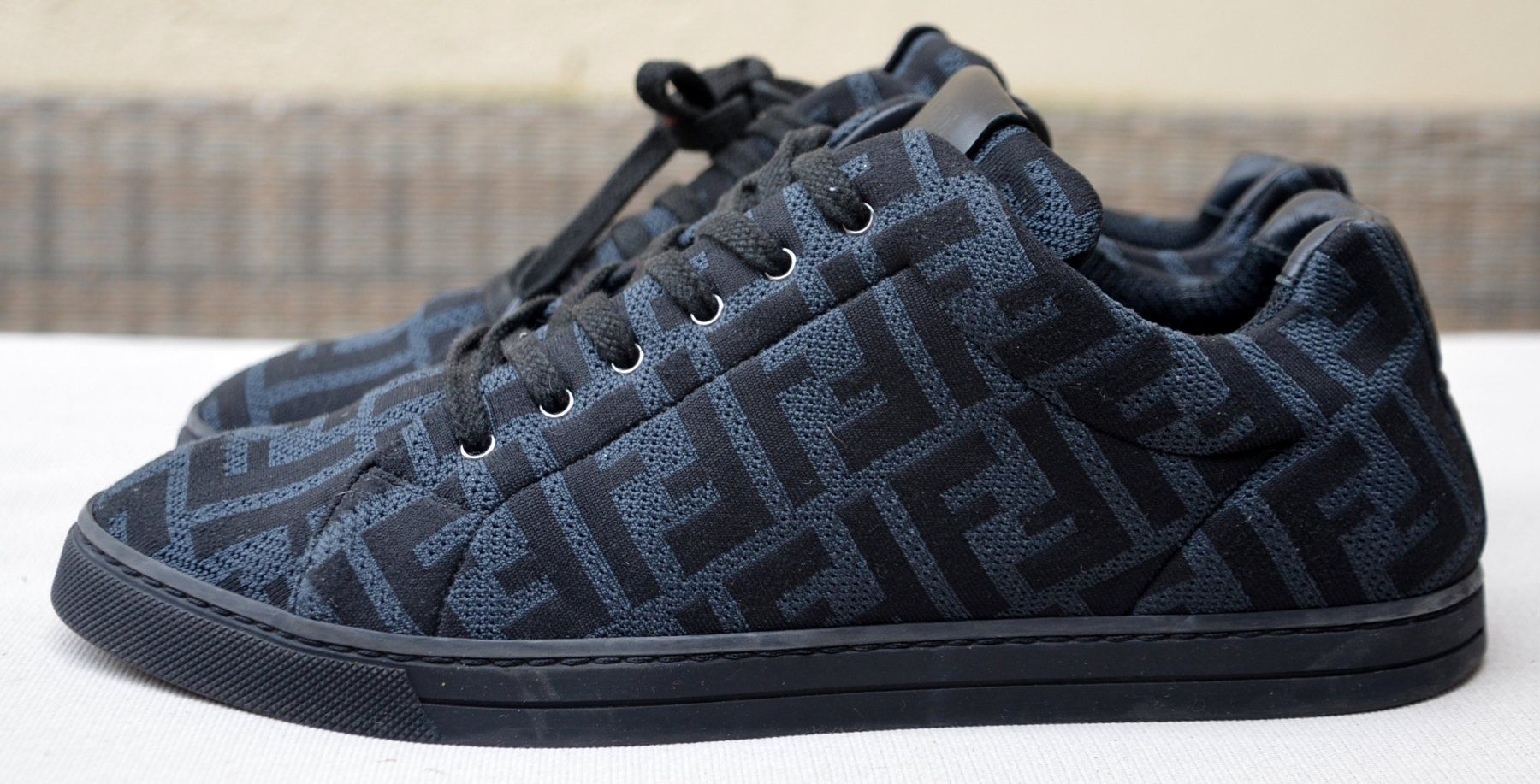 Fendi Scarpe da uomo: Fendi Sneakers .39 – Usato da Collonges venduto da Auganien 4