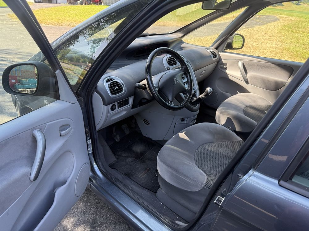 Citroën Automobili: Citroen Picasso 1.6i – Usato da Udligenswil venduto da Sch2s 5