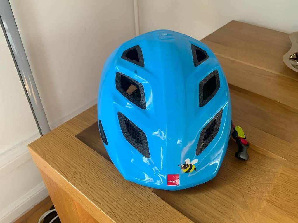 Caschi: Kindervelohelm Set (2 Stück) – Usato da Zürich venduto da til_9wtp 1