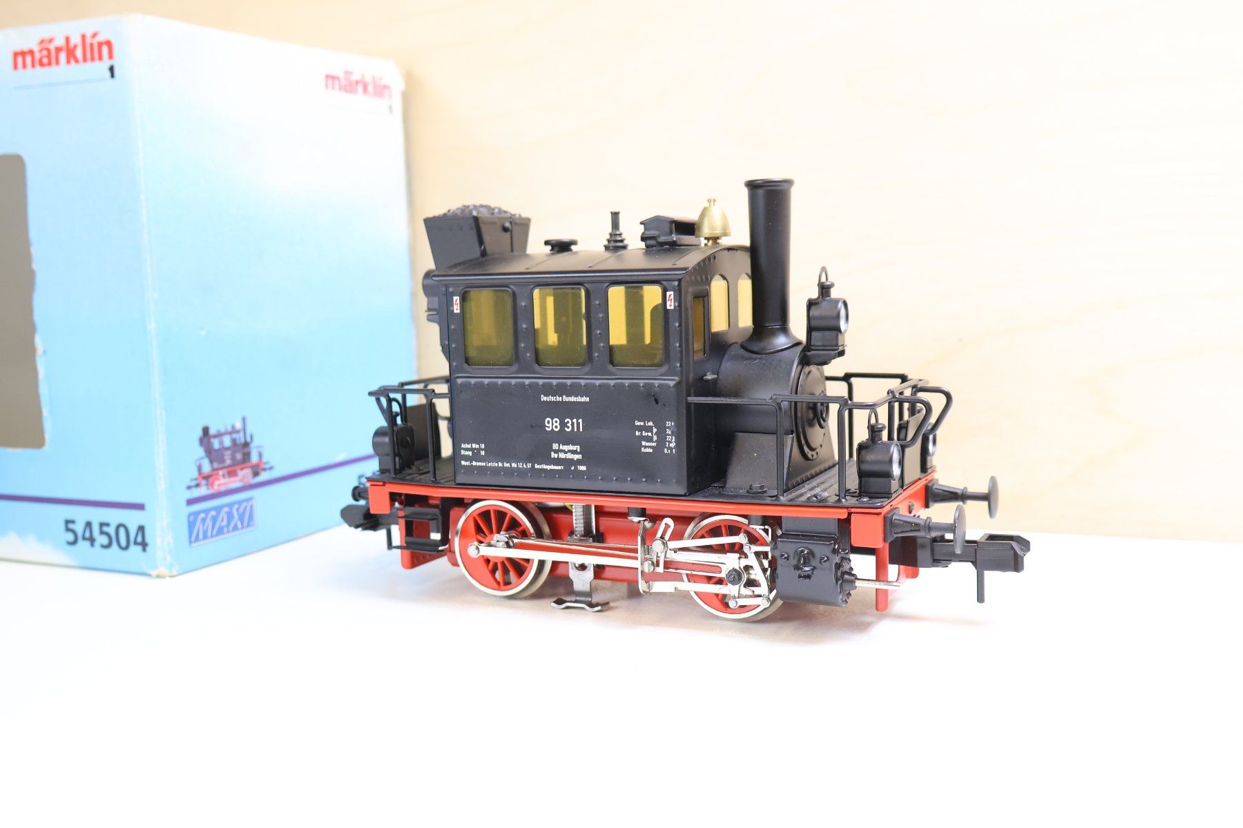 Märklin Modellini di ferrovie: Märklin Spur 1 Dampflok Glaskasten - Digital 54504 – Usato da Winterthur venduto da Monstera 3