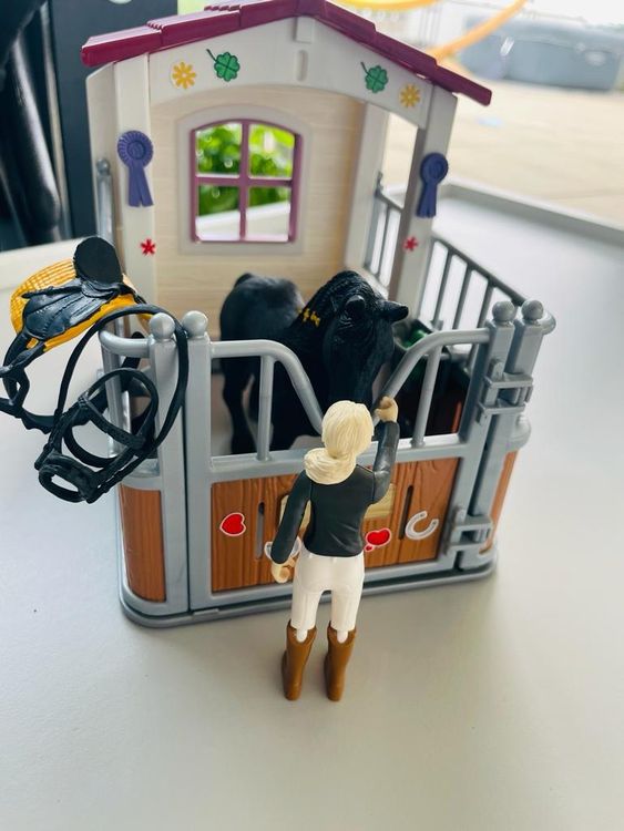  Schleich Pferdebox 