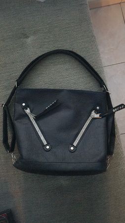 rockige Handtasche