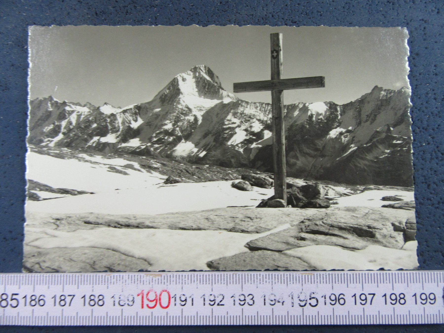 Cartoline postali: LÖTSCHENPASSHÖHE GREN-KREUZ VS AK – Usato da Ettingen venduto da Hausi4711