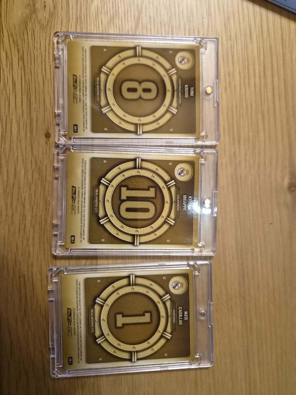 Topps Carte collezionabili: 3 cartes Topps du Réal madrid  – Nuovo (secondo la descrizione) da Rue venduto da vin_cj76