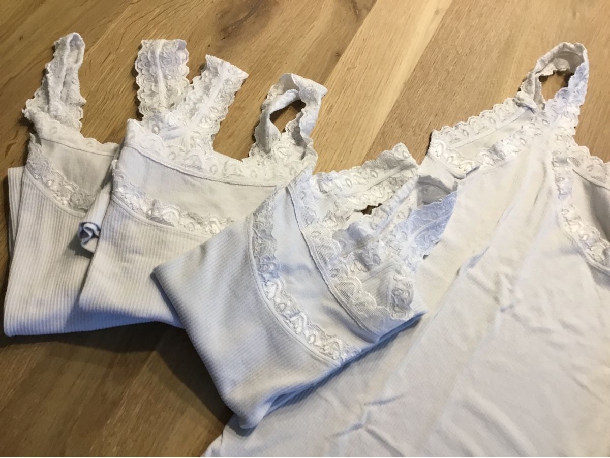 Sonstige Unterwäsche: 4 Unterliibli Gr. M – Gebraucht aus Triesen von Trisuna 2