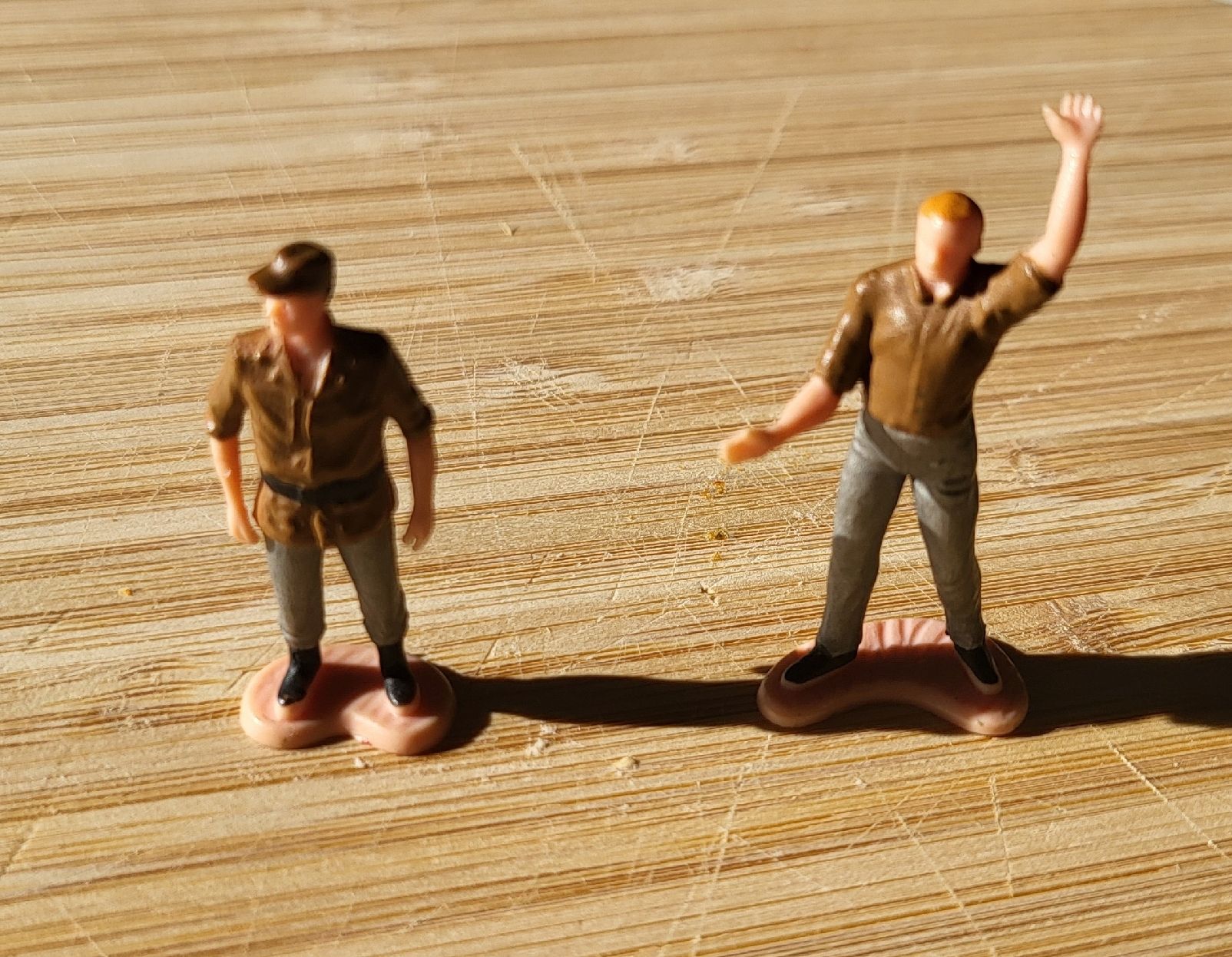 Giocattoli: Lot de figurines vintage – Usato da Martigny venduto da Malamike 2