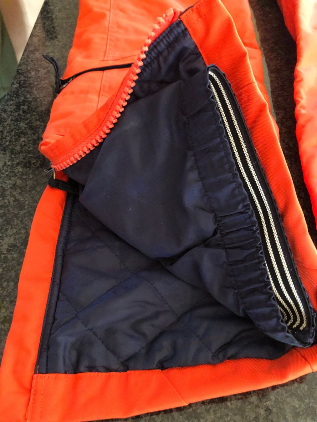Pantaloni: Pantalon de ski SOS, taille 38 – Nuovo (secondo la descrizione) da Saillon venduto da Libellule7 8