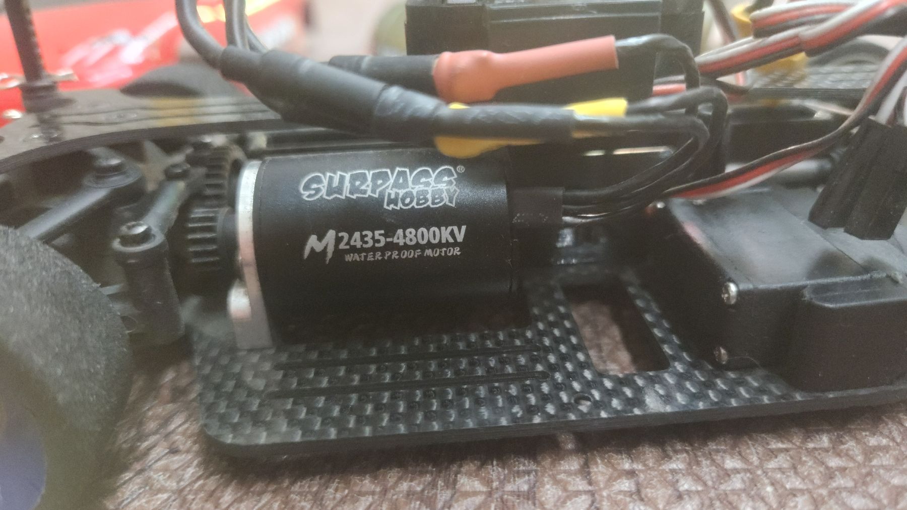 XRay Modellismo RC: Xray M18 PRO mit 3x Karroserien  – Usato da Dürnten venduto da Latinoviper 4