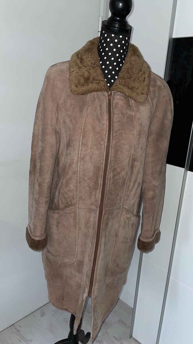 Mäntel: Echter Lammfellmantel unisex Suede 2000s Vintage – Gebraucht aus Zürich von Eves.vintage.element 2