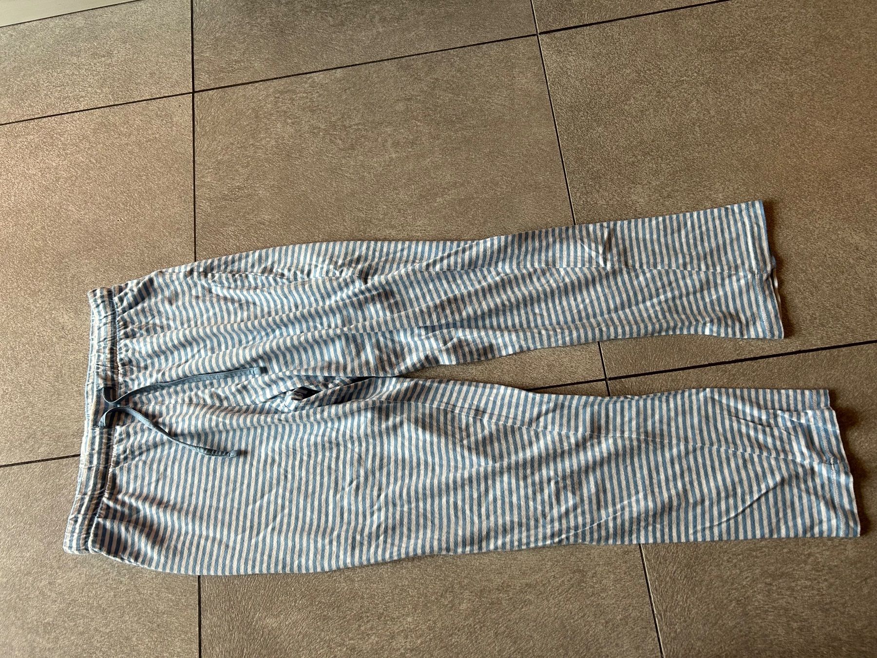 Pigiama & Simili: pyjamas blanche - blue ciel Gr.S 36-38 – Usato da Arbedo venduto da nadia1973 3