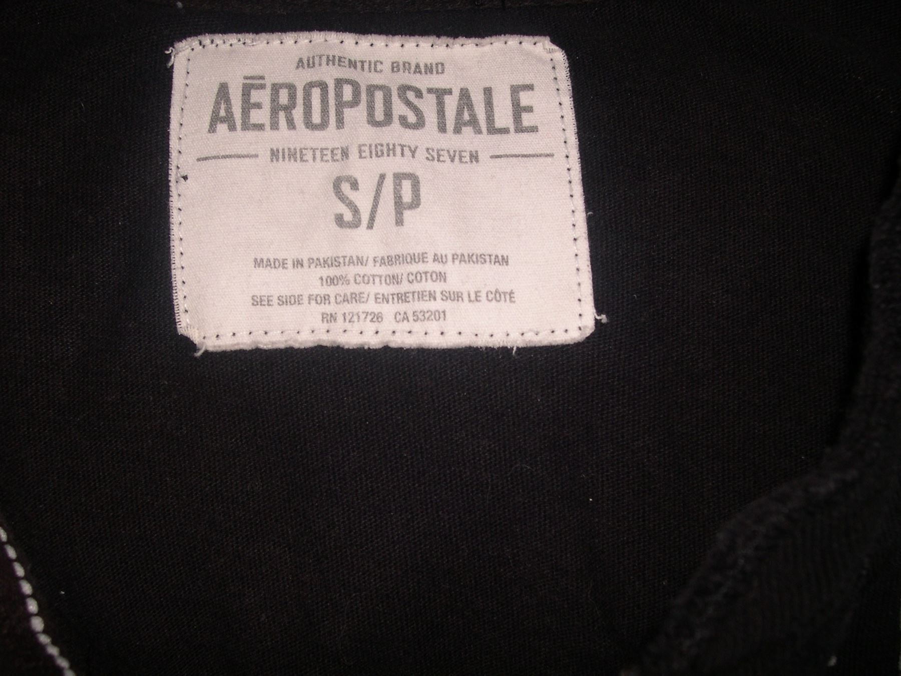 Pullover & Sweatshirts: AEROPOSTALE Pullover taille / Grosse XS (S EUR) – Gebraucht aus Cossonay-ville von Super-Price-Quality 8