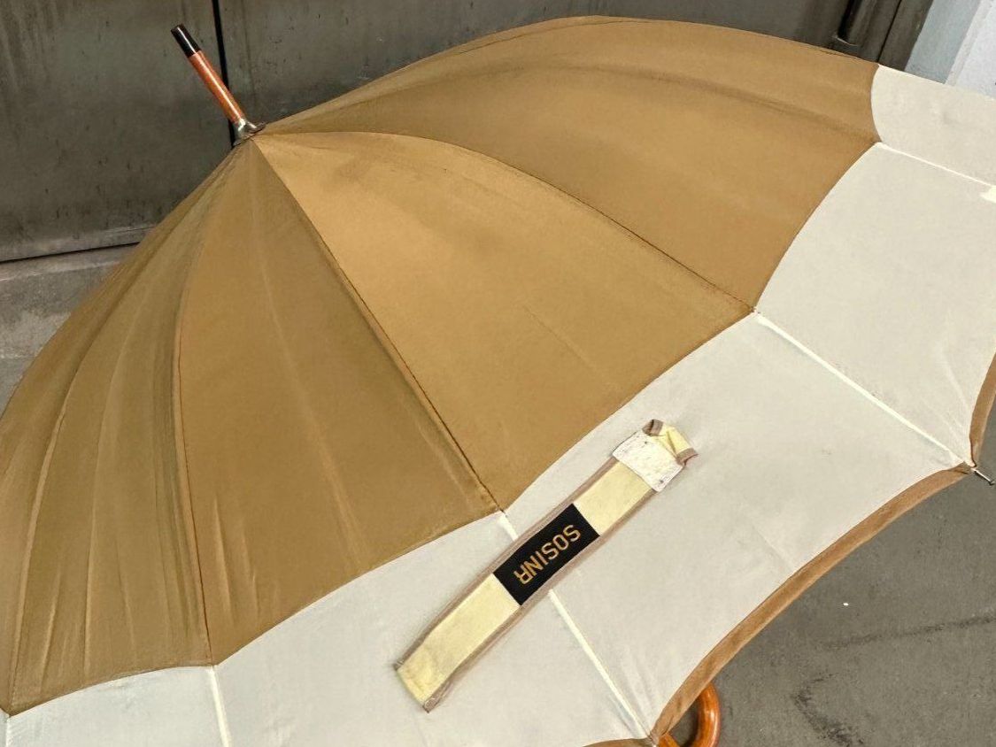 Regenschirme: Regenschirm gross und stabil – Gebraucht aus Luzern von Lager6640 4