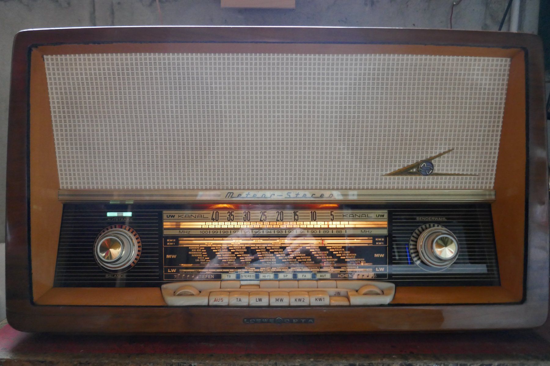 Loewe Radios: Röhrenradio Loewe Opta Meteor Stereo – Gebraucht aus Uetendorf von adi43wen