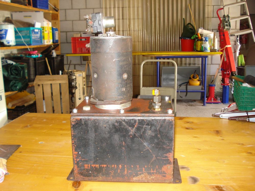 Hand Pumpe Hydraulische Handpumpen Doppelwirkende 12-25 - 45cc, Öltank 1-3-5 Lt. (D.W. 12 Ccm 3 Lt Tank Hydraulikpumpe Zapfwelle