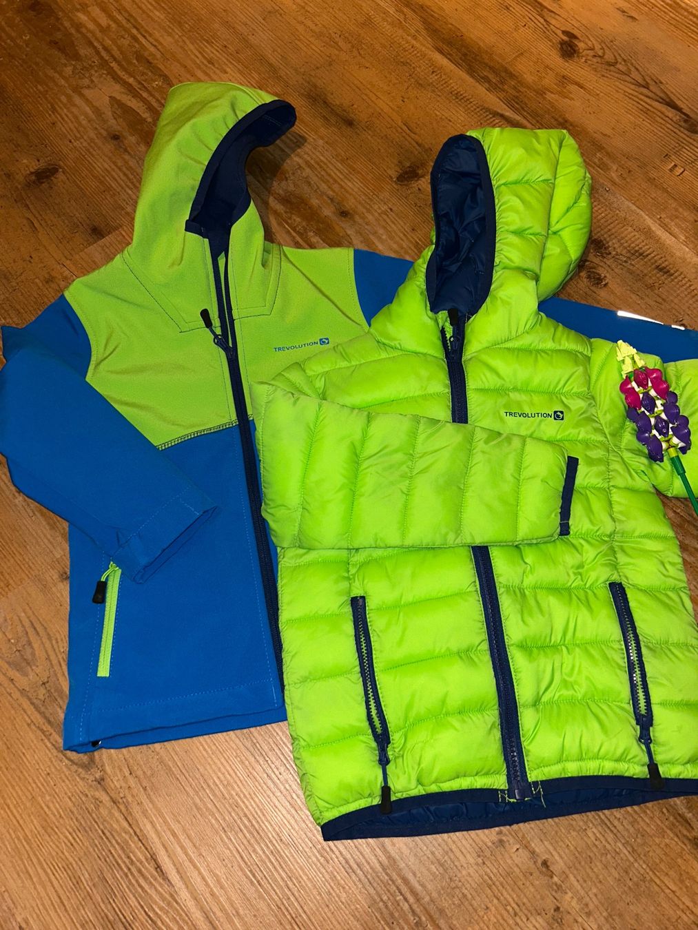 Trevolution Jacken: Softshell- und Daunenjacke Trevolution 110 - neuwertig – Neu (gemäss Beschreibung) aus Safenwil von 2hand_aber_wertvoll