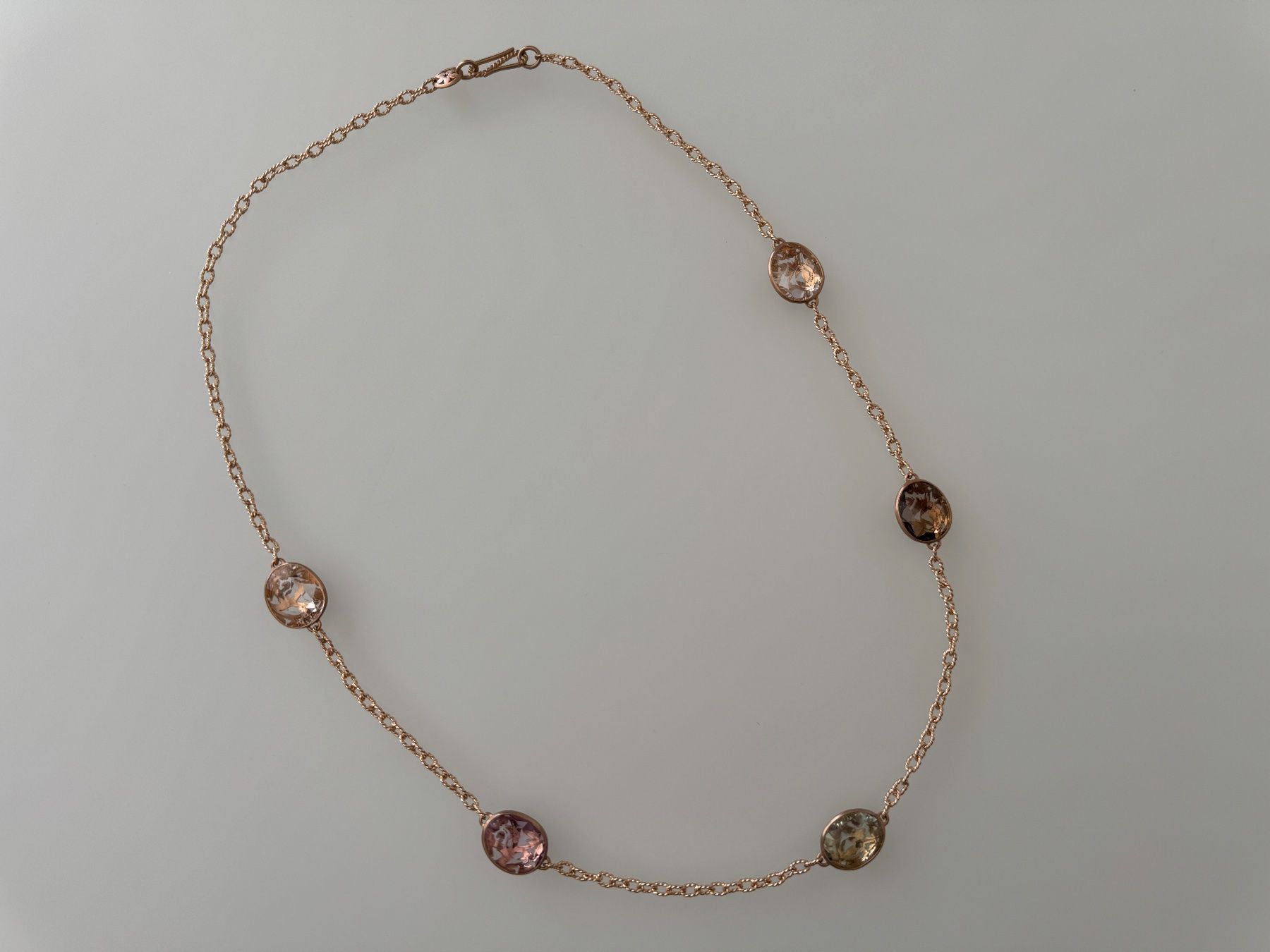 Pomellato Catenine: Long Collier Pomellato Arabesque en Or Rose Mat – Nuovo (secondo la descrizione) da Geneve venduto da iBest 2