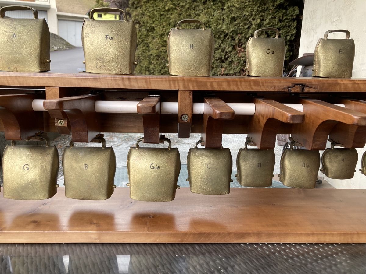 Campanacci mucche: Cloches Piano – Usato da Orsières venduto da 2012momo01 7