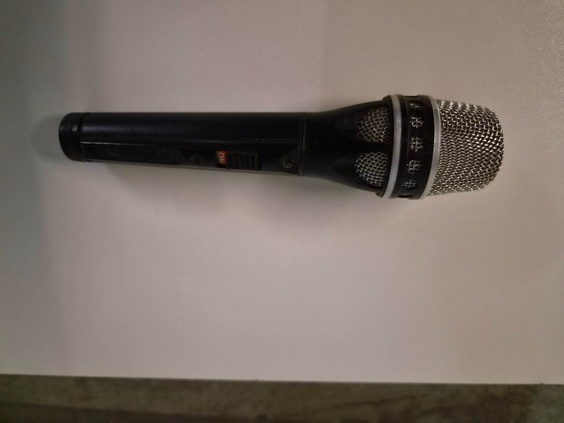Sennheiser Mikrofone: Micro sennheiser md431 – Gebraucht aus Conthey von greenday85