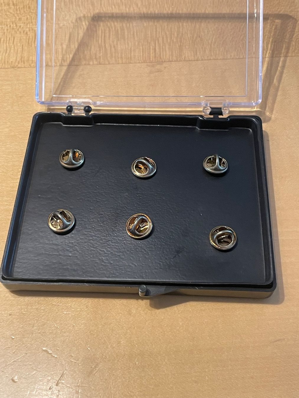 Swiss Placchette & Badge: 6 alte Knorr Pins mit Box – Usato da Niederwangen BE venduto da m_s13 2