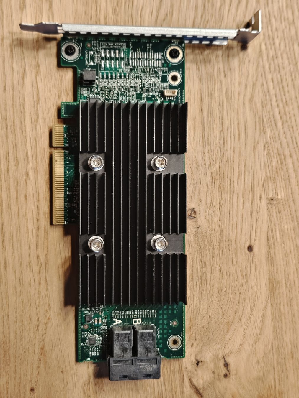 Unità & Adattatore: Dell PERC H330 RAID-Controller, 12Gbps SAS, 8-Port – Usato da Spreitenbach venduto da des_y2gw