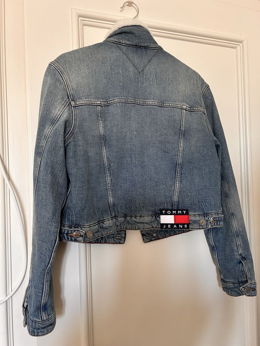 Jacken: Tommy Jeans Denimjacke mit Lammfellfutter – Neu (gemäss Beschreibung) aus Basel von mari.ah 2