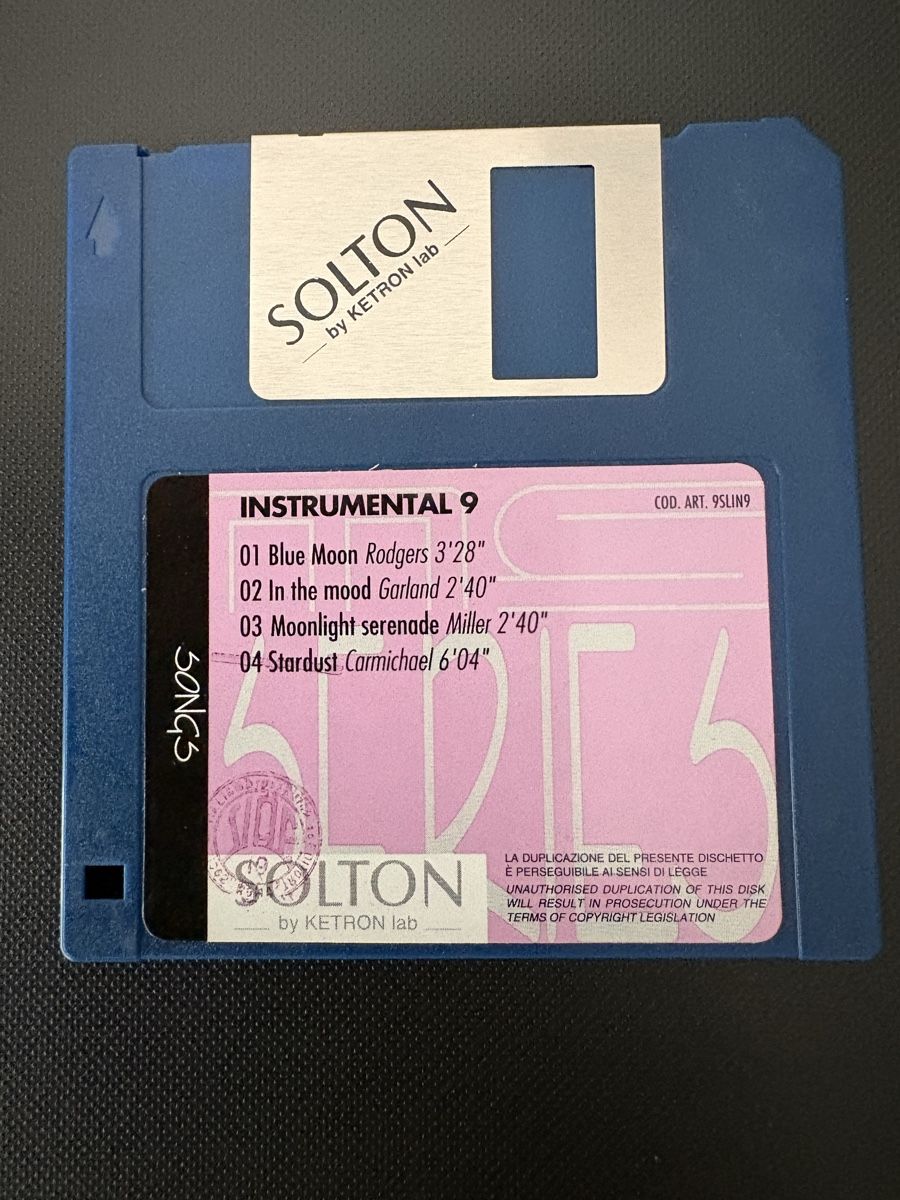Solton Musikinstrumente: Solton Ketron 5 disketes – Neu (gemäss Beschreibung) aus Lutry von 16mustang 1