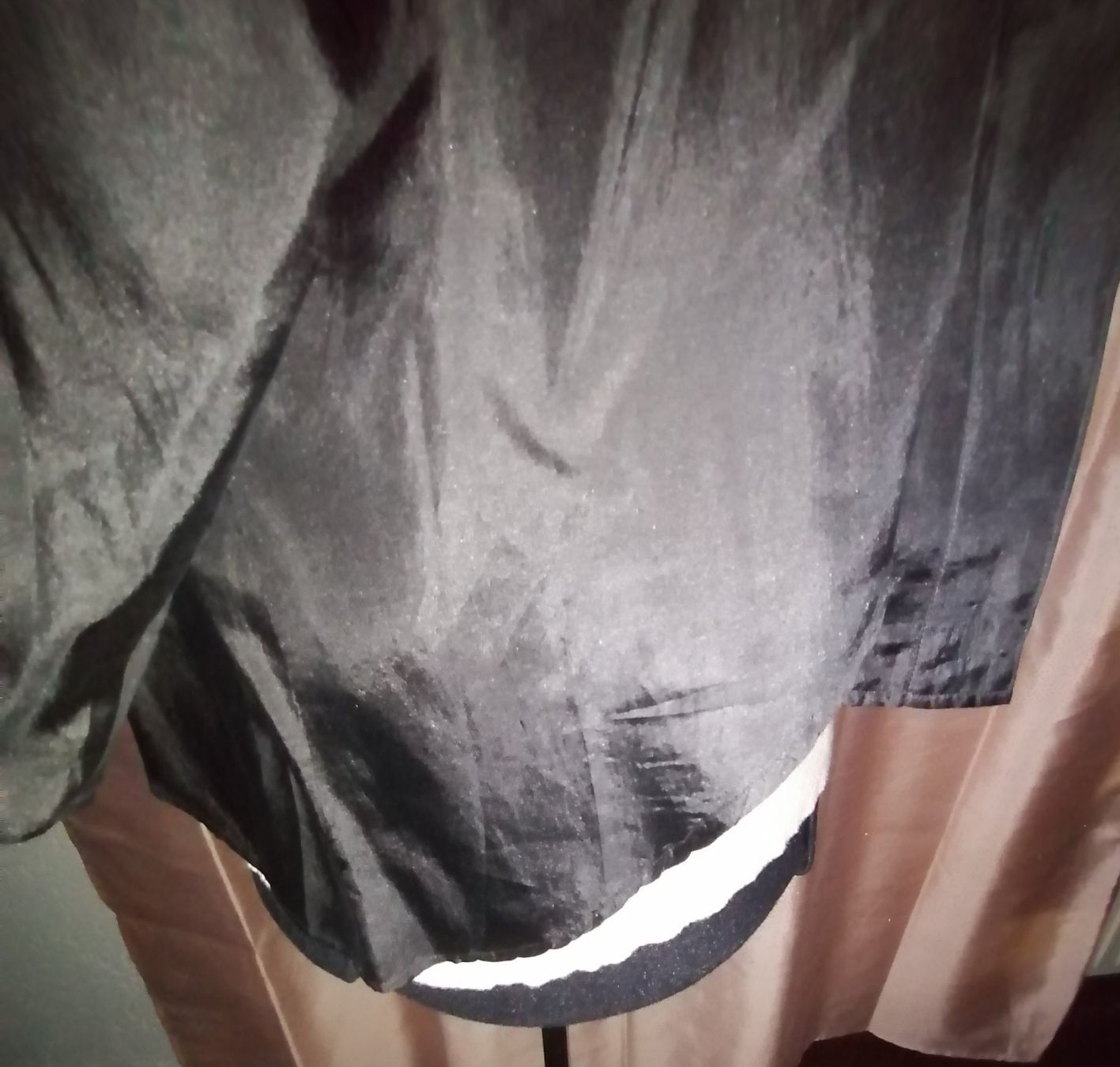Camicette: Retro Blouse en soie / Seide – Usato da Corcelles-près-Payerne venduto da RxOne_Krs 6