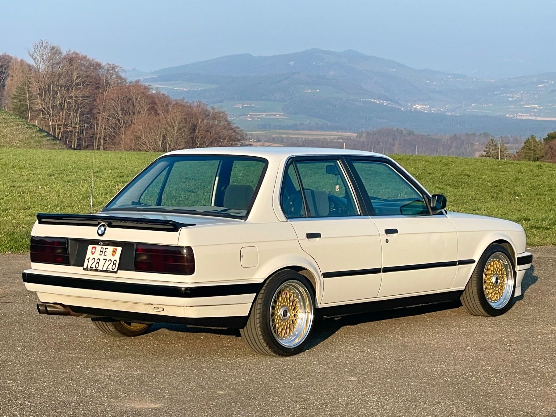 BMW Automobili: BMW E30 1989 128tkm – Usato da Belp venduto da Detailfreak 5