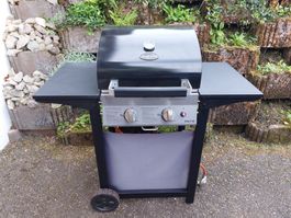Schöner Landi Grill von Grill Club 2 Brenner
