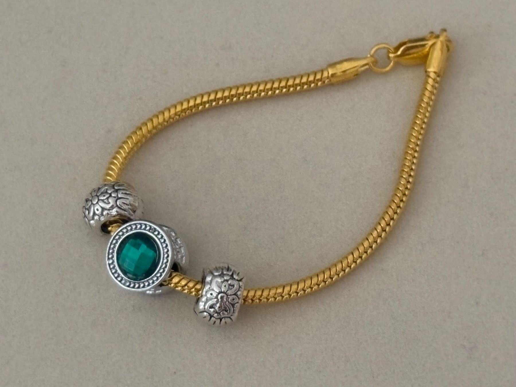 Bracciali & Braccialetti: Luxus Elegante 17 cm Armband Farbe :Gold – Nuovo (secondo la descrizione) da Biel-Bienne venduto da Roserosse13 1