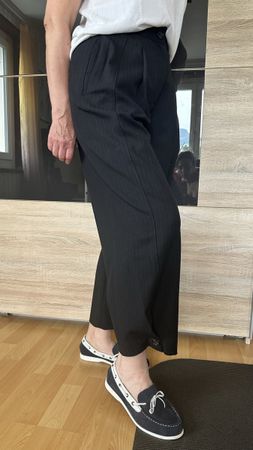 Pantalon en laine à rayures Zara, taille S