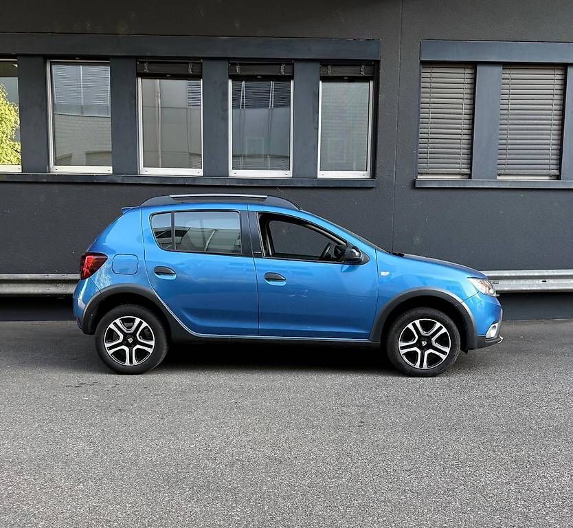 Automobili: Dacia Sandero 90 – Usato da Reinach BL venduto da pan_pjc6 1