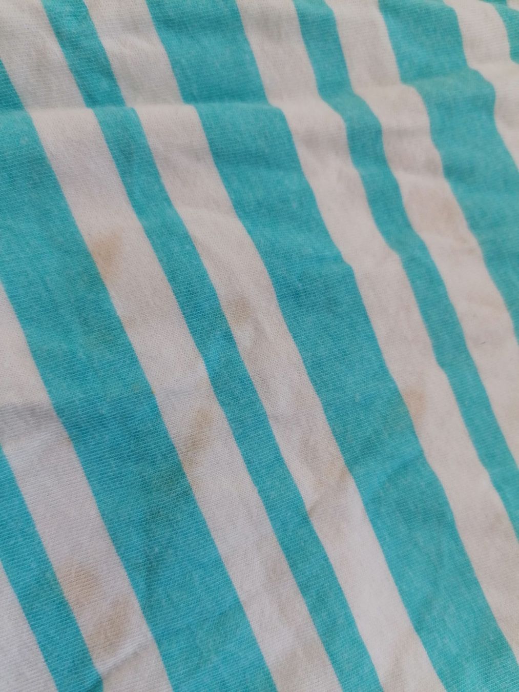 Robes et jupes: Sommerkleid Gr. 104 mit Flecken – D'occasion à Büttikon AG par Amineah 4