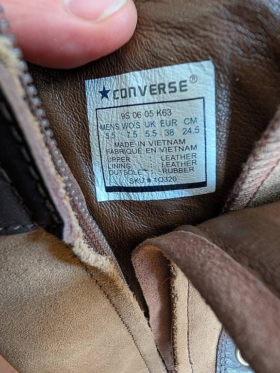 Converse Scarpe da uomo: Chaussures hautes Converse 38 – Usato da La Chaux-de-Fonds venduto da Mcleonita 1
