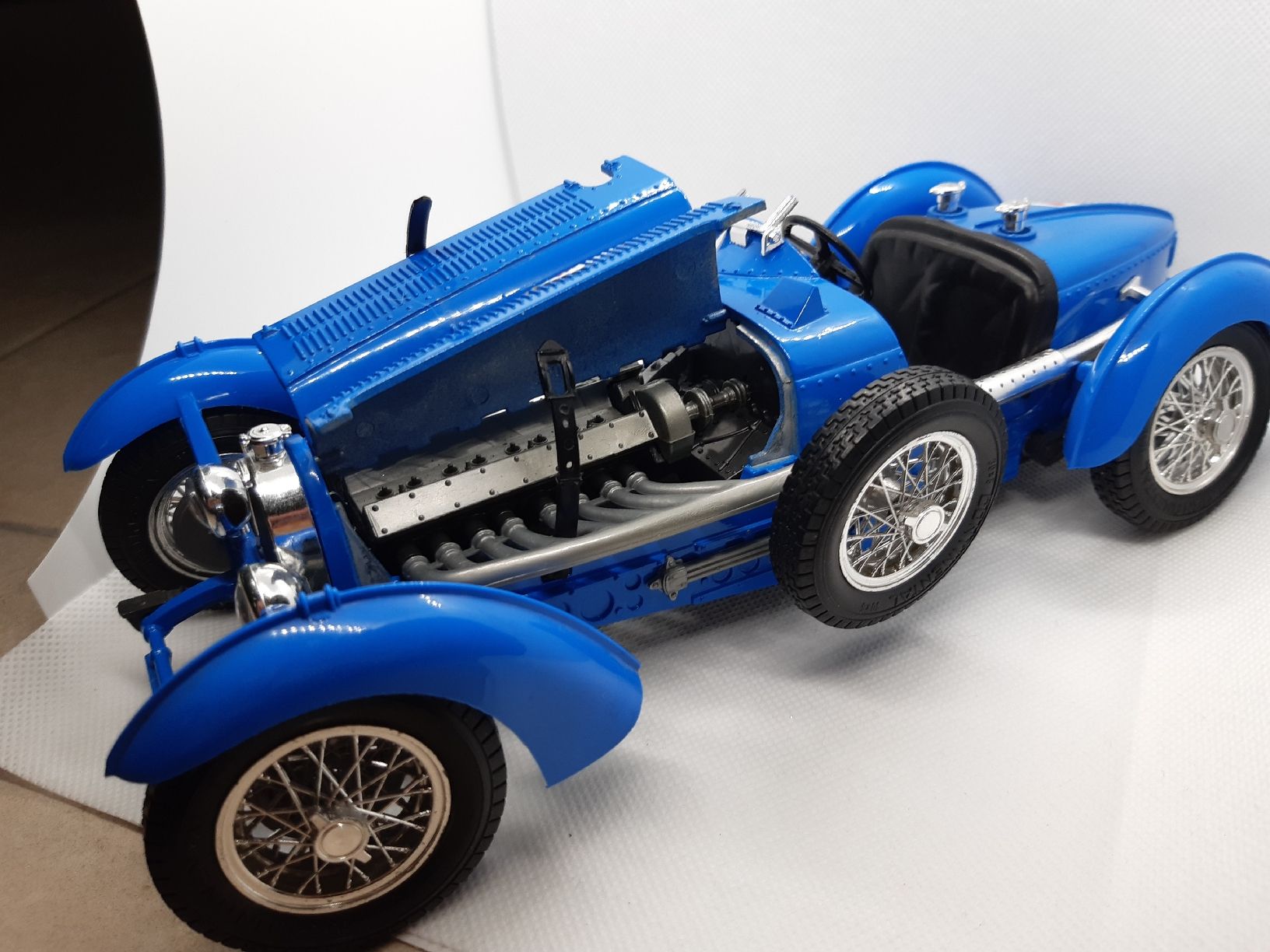 Bburago Modellini d'auto: Burago 1/18 Bugatti type 59 – Usato da Penthalaz venduto da Allgoodsuisse 3