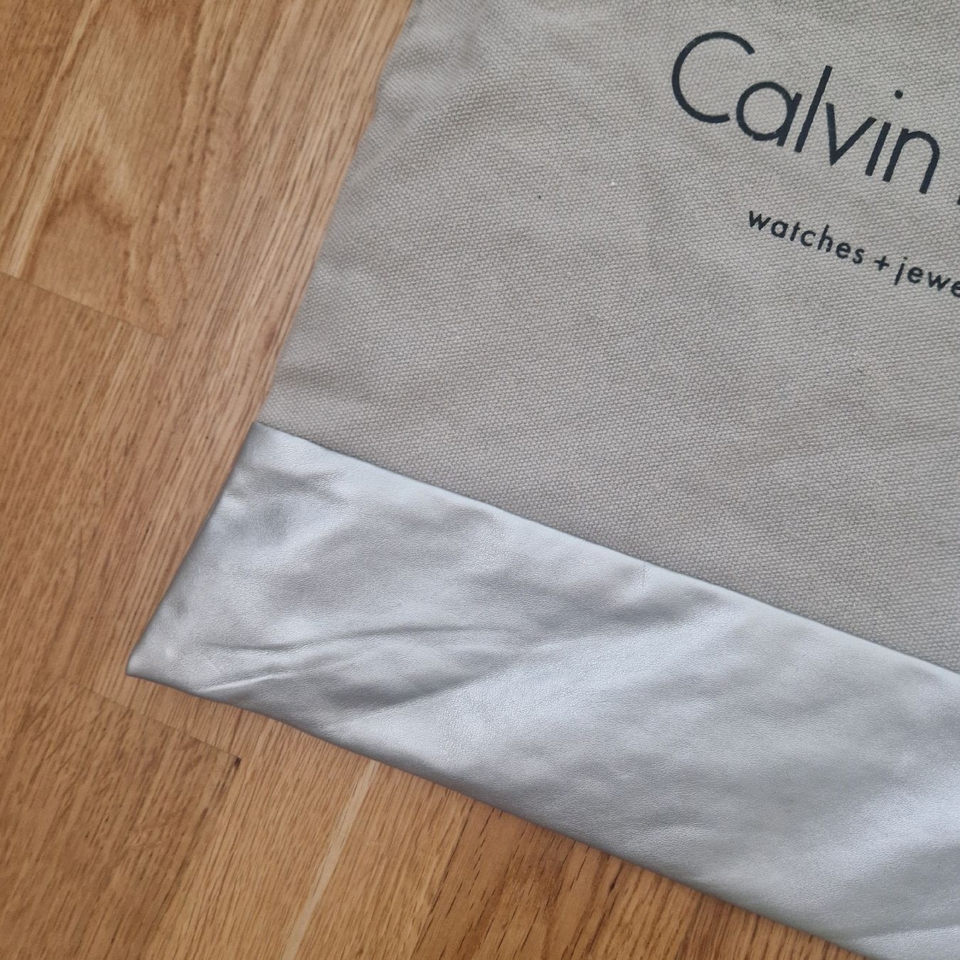 Calvin Klein Borse da donna: Calvin Klein Tasche grau silber Totebag – Nuovo (secondo la descrizione) da Frenkendorf venduto da gca_d2qp 2