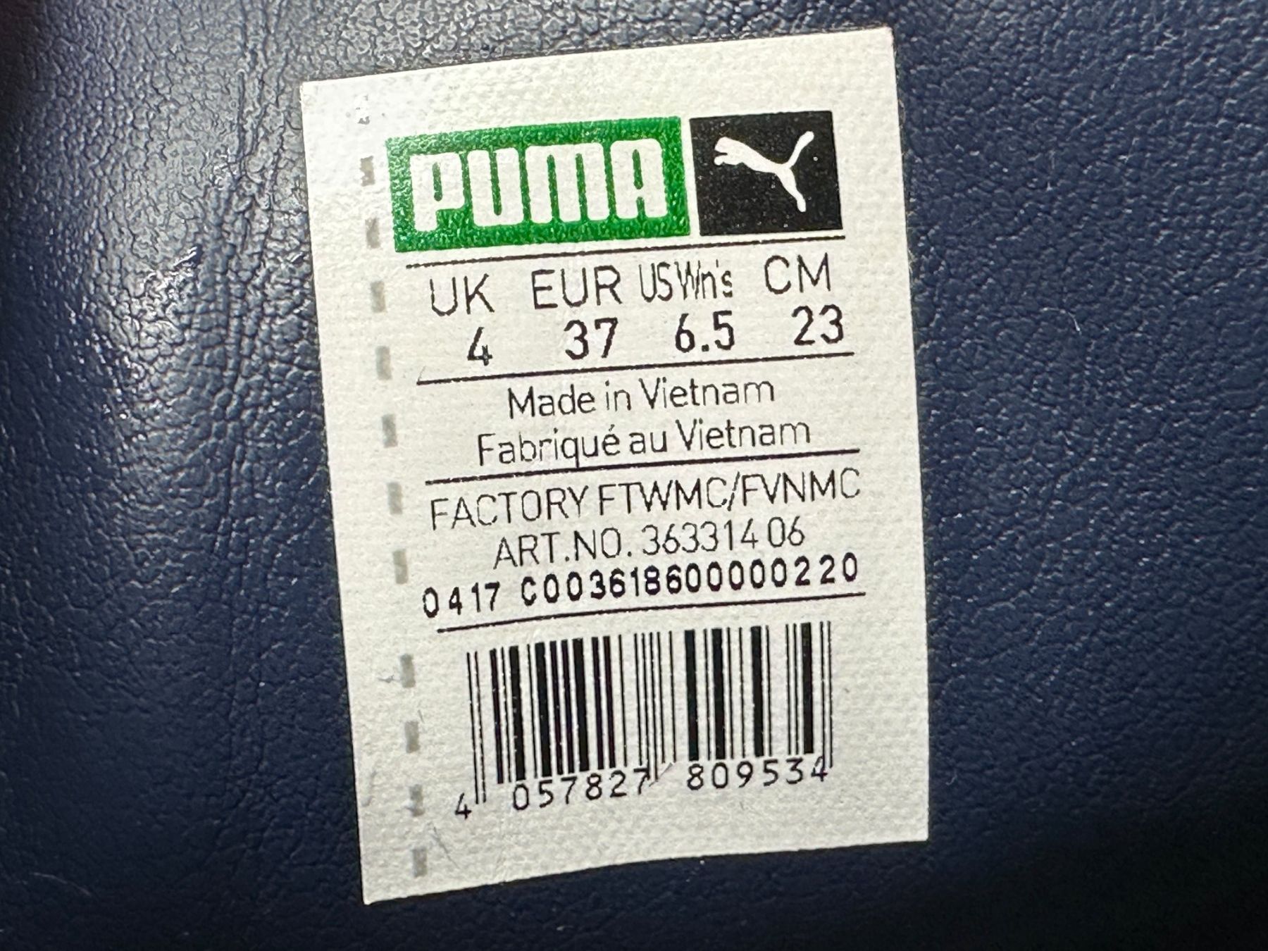 Puma Herrenschuhe: Puma Basket Platform vernis marine. Pointure 37 – Gebraucht aus Morges von Auct 1
