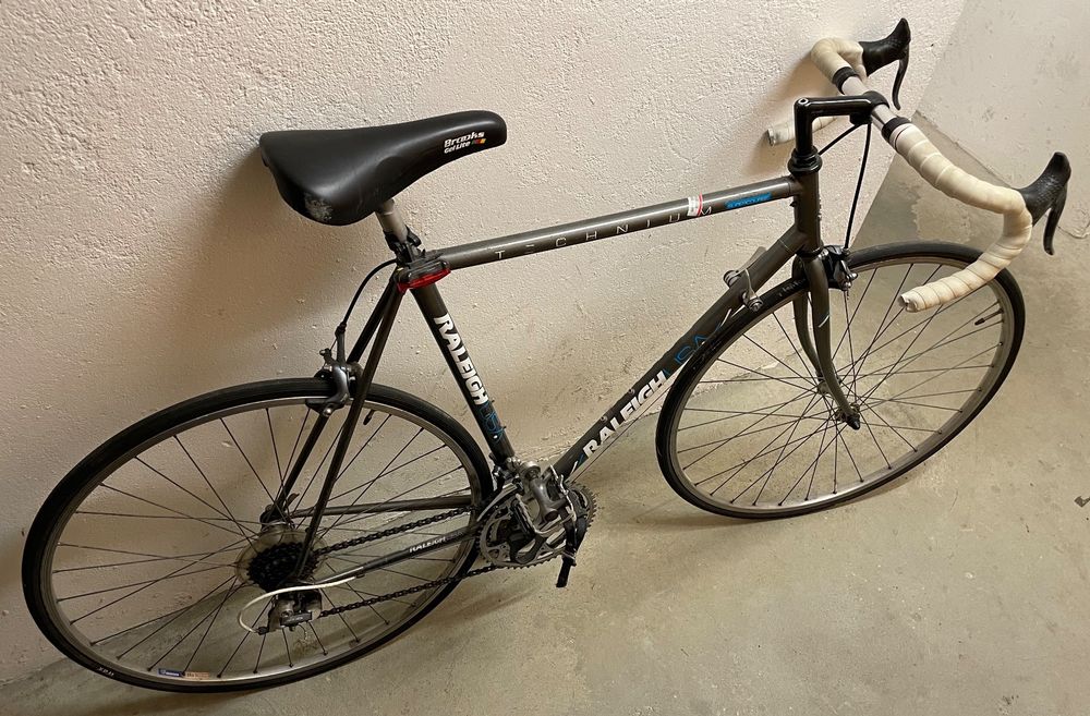 Vélo route Raleigh équipé triathlon – roues Mavic Cosmic SL – Taille 54 sur Gens de Confiance